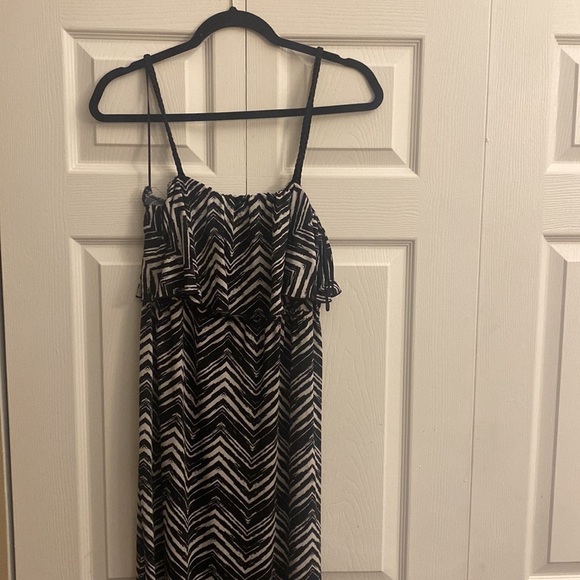 J Valdi black and white maxi dress size XL - Picture 2 of 4